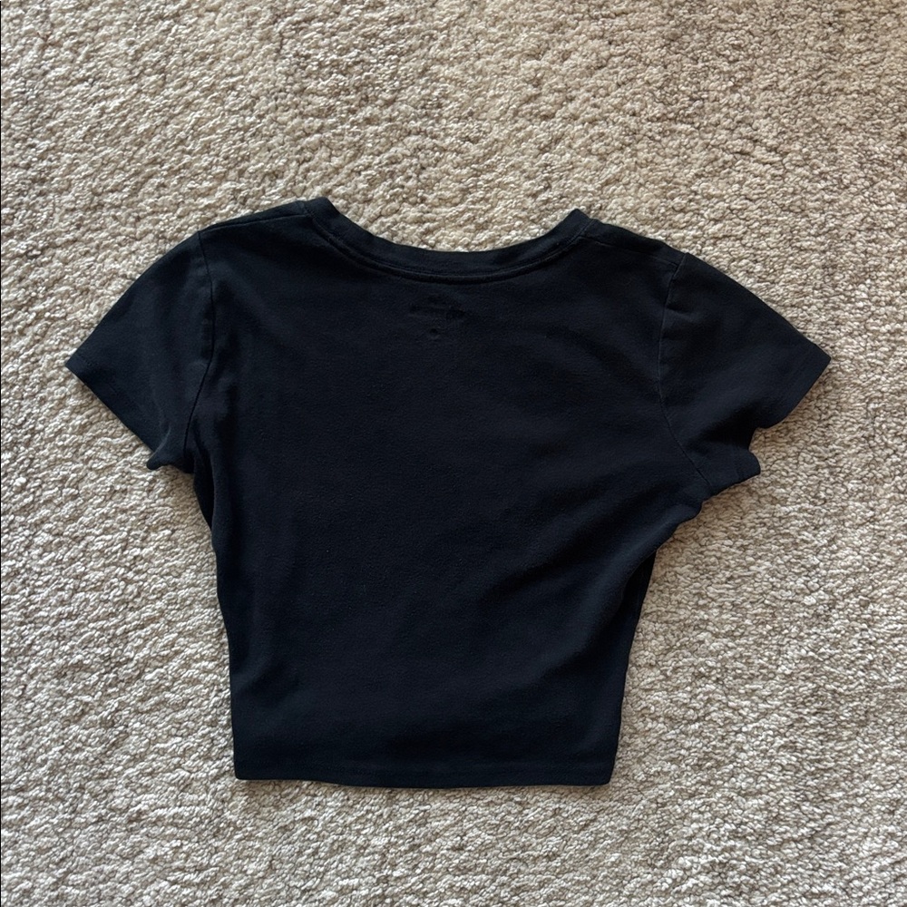 Hollister Black Crop Top - Picture 3 of 3